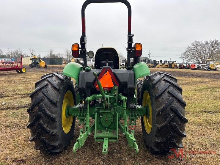 john-deere-5055e-image-15