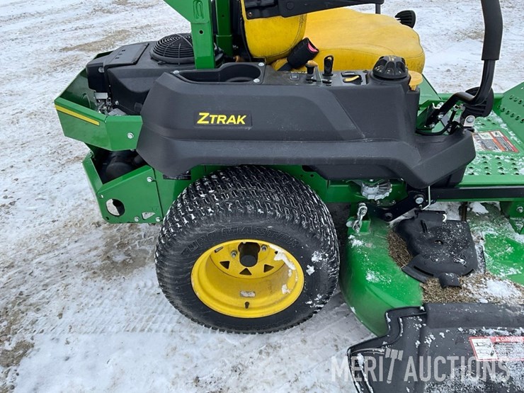 2022-john-deere-z720e-image-14