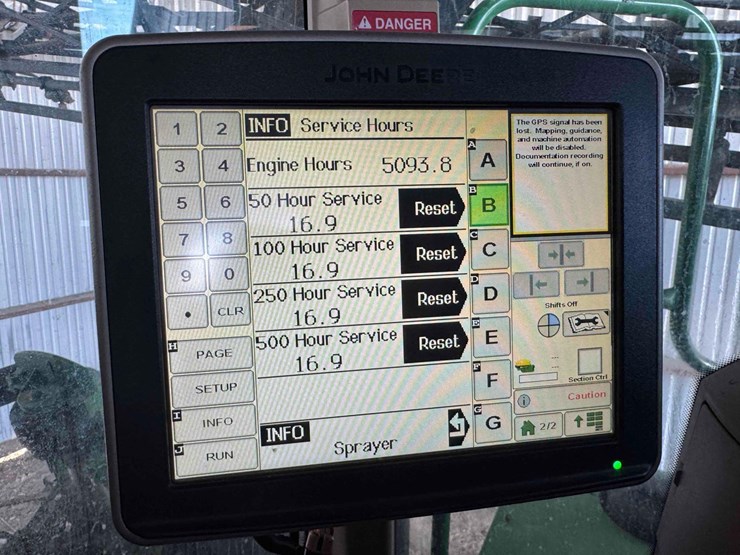 2000-john-deere-4700-image-110