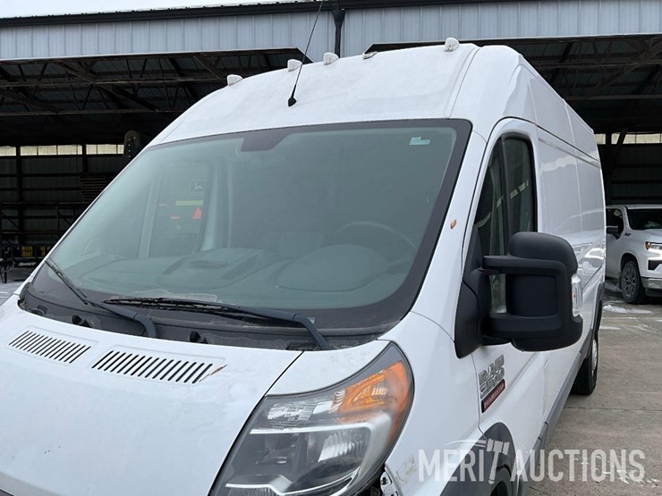 2017-ram-promaster-2500-image-10