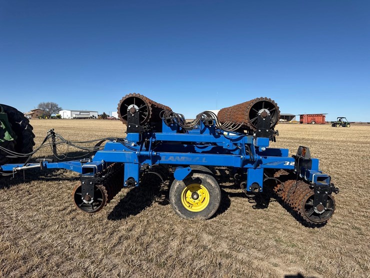 landoll-3230-cultimulcher-image-2