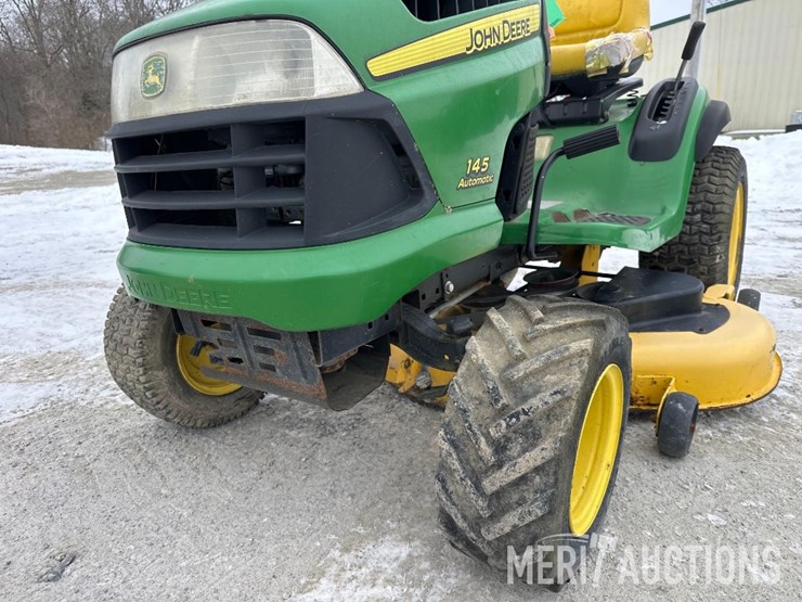 john-deere-145-image-7