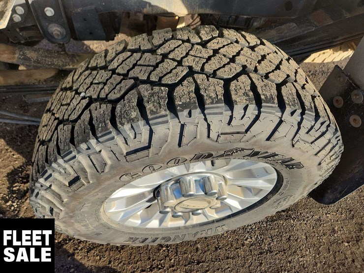 2020-ford-f350-image-11