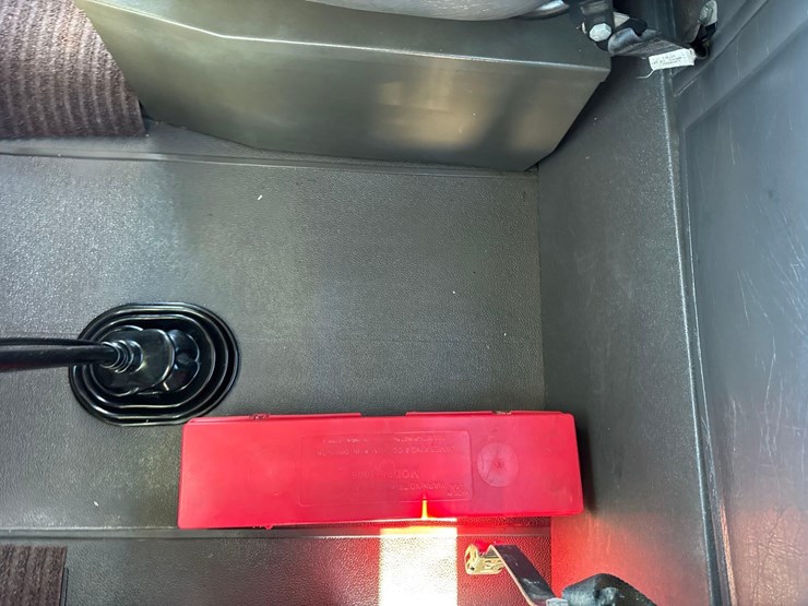 1998-international-9100-image-35