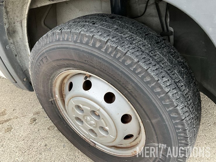 2017-ram-promaster-2500-image-24