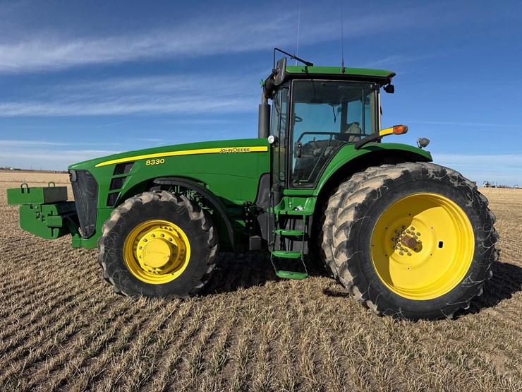 2008-john-deere-8330-image-2