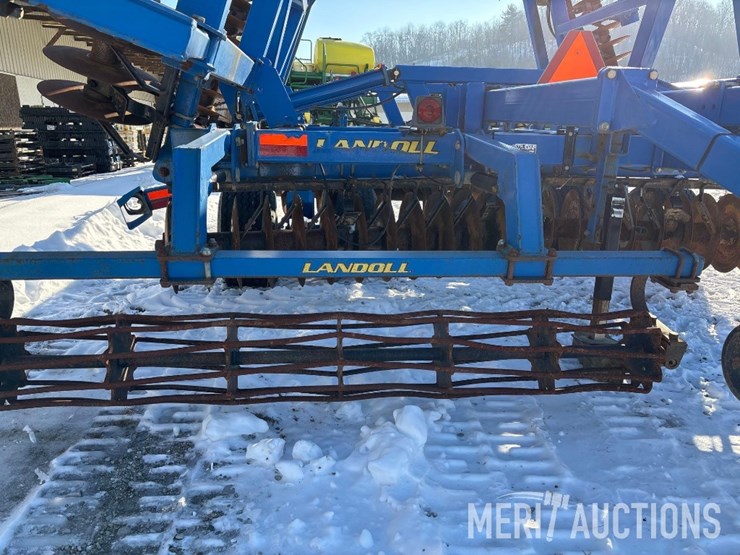 2012-landoll-4731-33-vertical-tillage-tool-image-24
