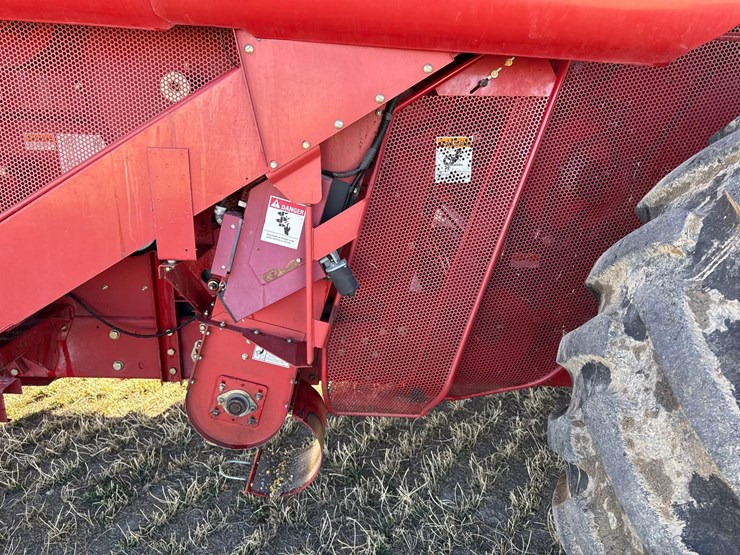 2009-case-ih-2577-image-50