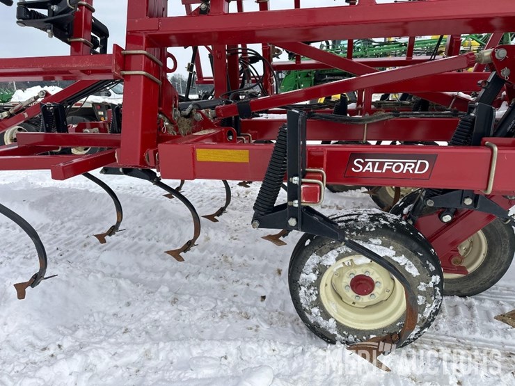 2021-salford-550-image-16