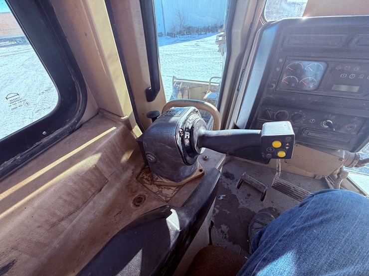 1998-caterpillar-d7r-lgp-image-82