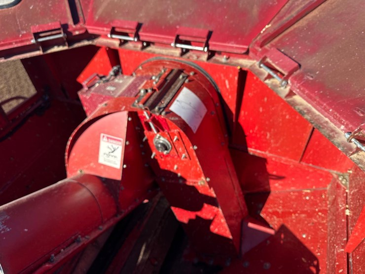 2009-case-ih-2577-image-116