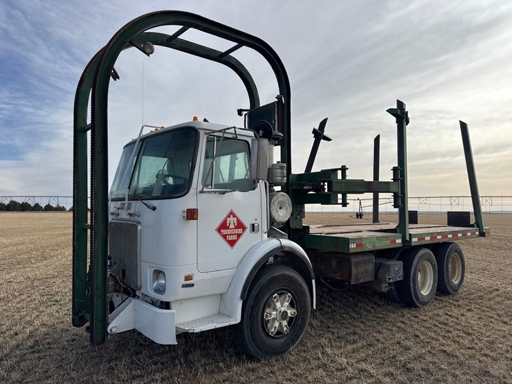 1986-white-140-image-1