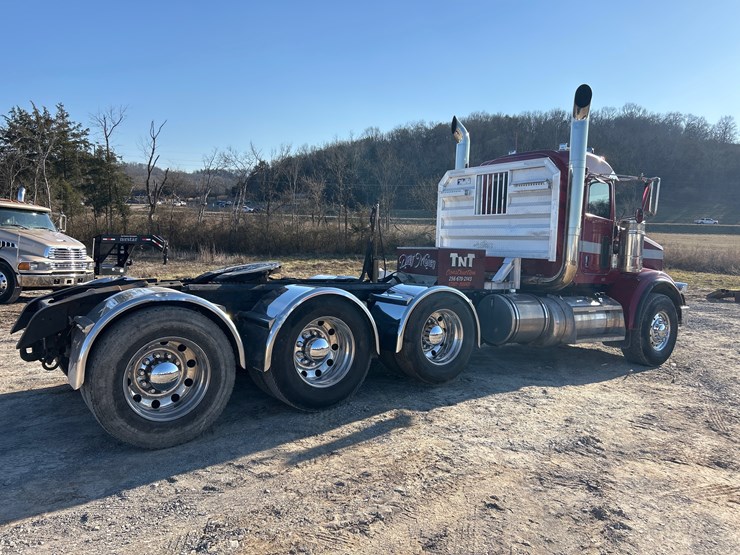 2007-peterbilt-357-image-5
