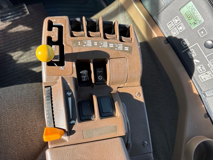 2008-john-deere-9330-image-119