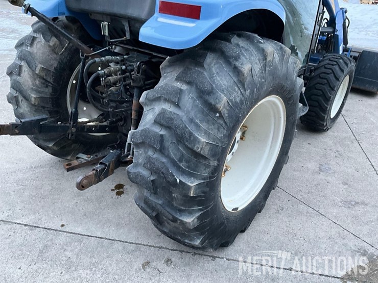 2010-new-holland-boomer-3050-image-25