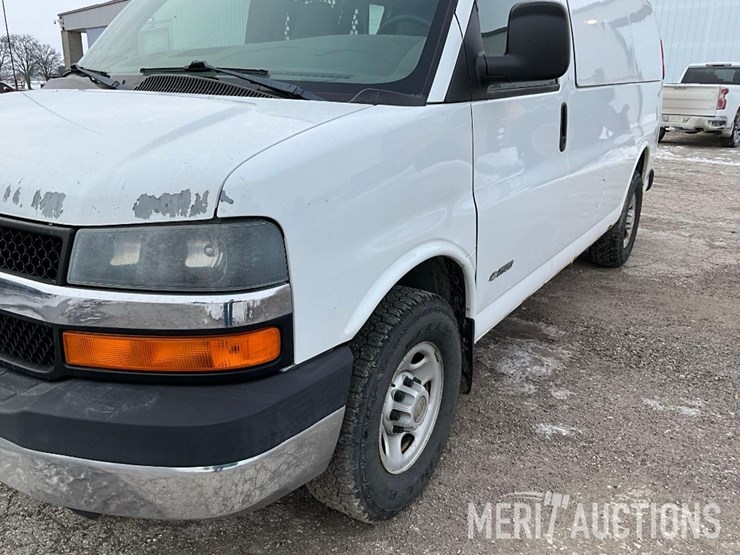 2003-chevrolet-2500-image-9