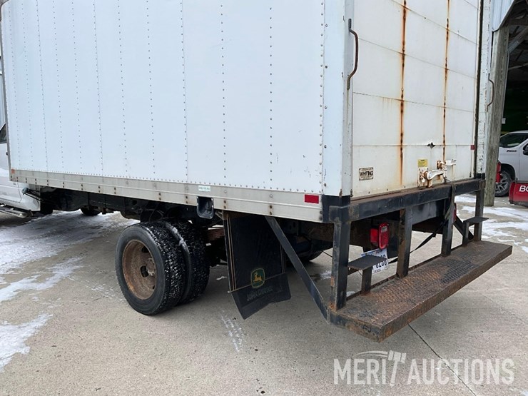 2016-dodge-5500-box-truck-image-16