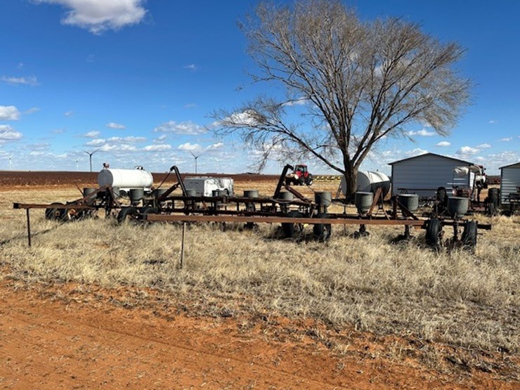 international-12-image-1