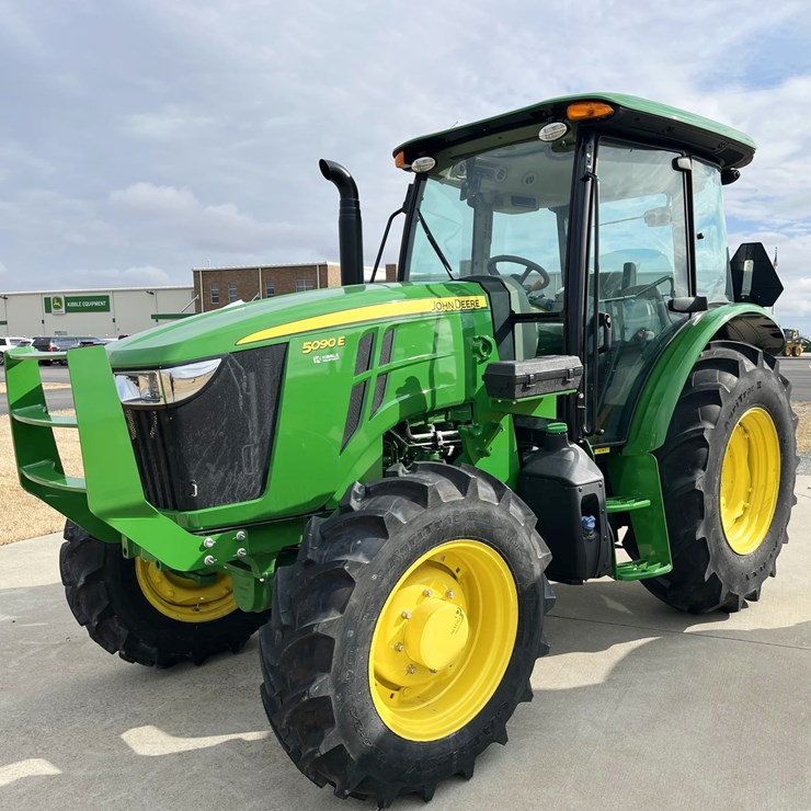 2024 JOHN DEERE 5090E
