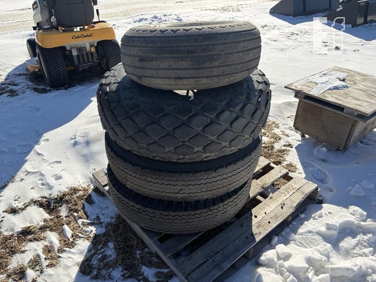 pallet-of-tires-image-2