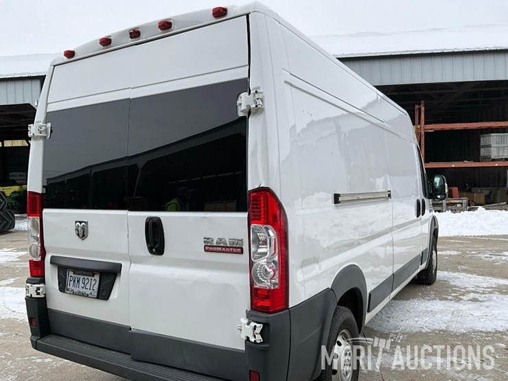 2017-ram-promaster-2500-image-15