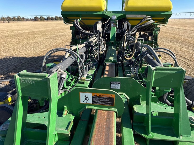 2014-john-deere-1770nt-image-12