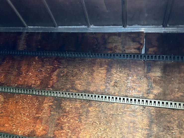 2016-volvo-f613-image-35