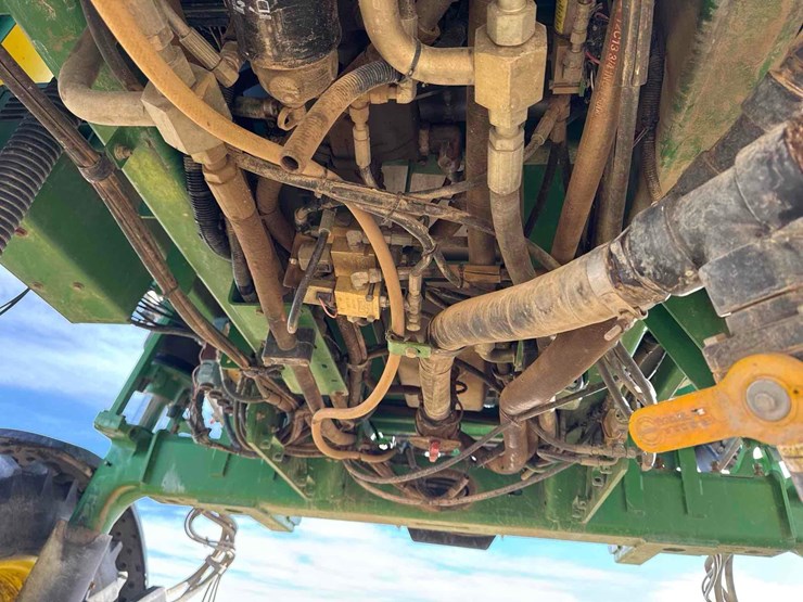 2000-john-deere-4700-image-58