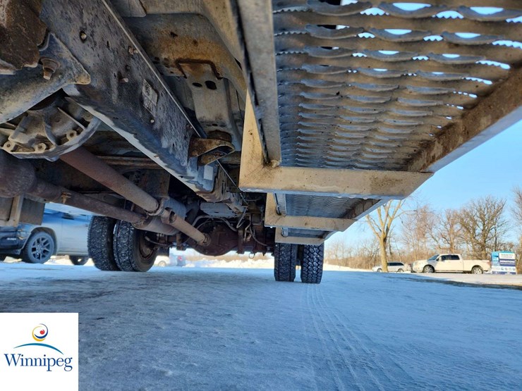 2016-ford-f550-image-27