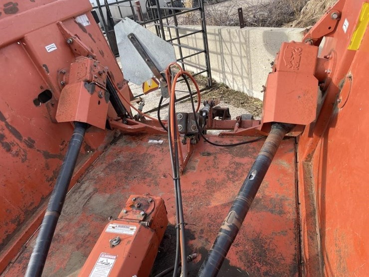 rhino-flex-15-magnum-bat-wing-mower-image-6