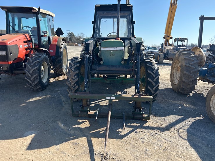 john-deere-2040s-image-7