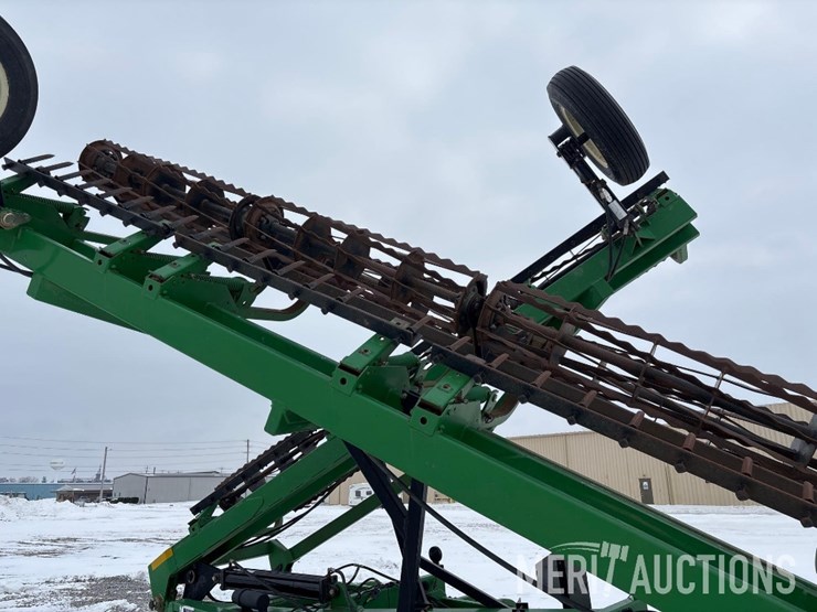 2010-unverferth-1225-image-11