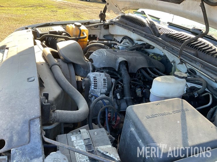 2001-chevrolet-2500-image-24