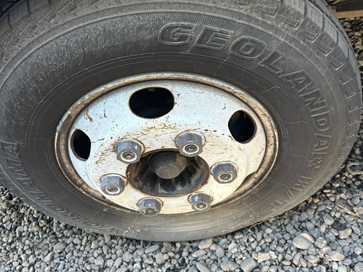 1997-isuzu-npr-image-38