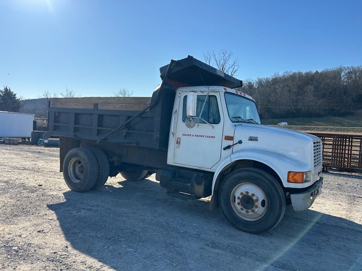 1996-international-4700-image-3