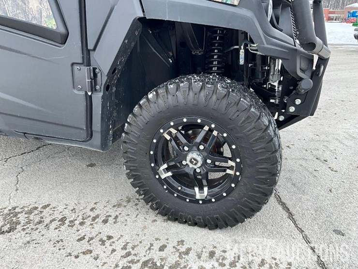 2024-john-deere-gator-image-26