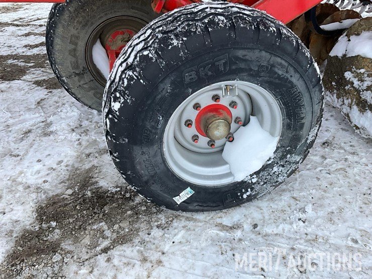 2013-kuhn-krause-80-40-vertical-tillage-tool-image-21