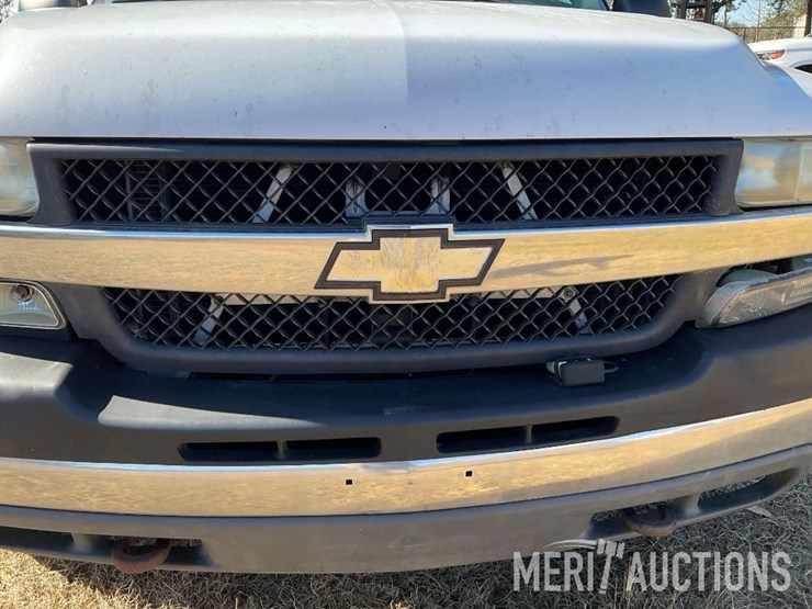 2001-chevrolet-2500-image-17