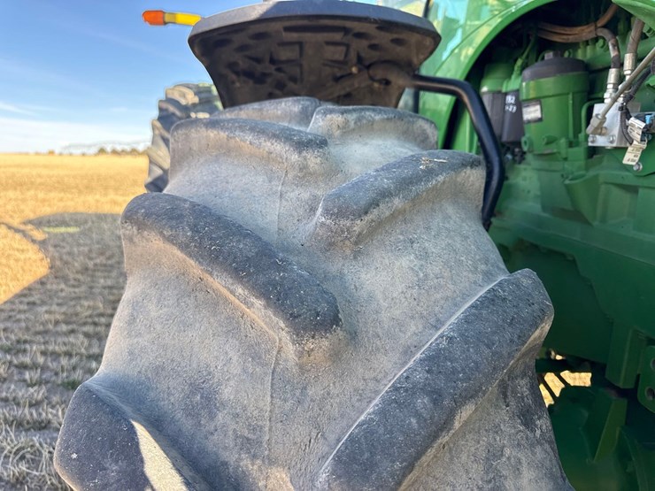 2008-john-deere-8330-image-29