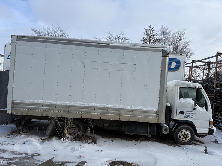 2000-isuzu-npr-image-4