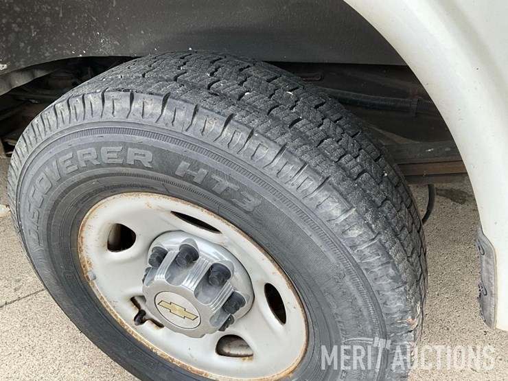 2014-chevrolet-2500-image-19