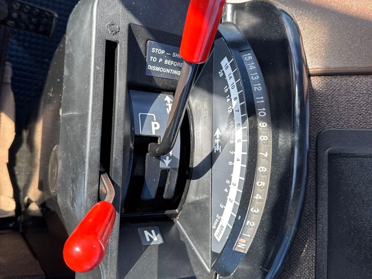 1991-john-deere-4560-image-69