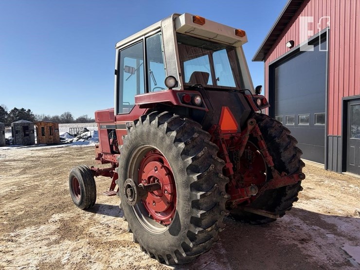 1981-international-1086-image-3