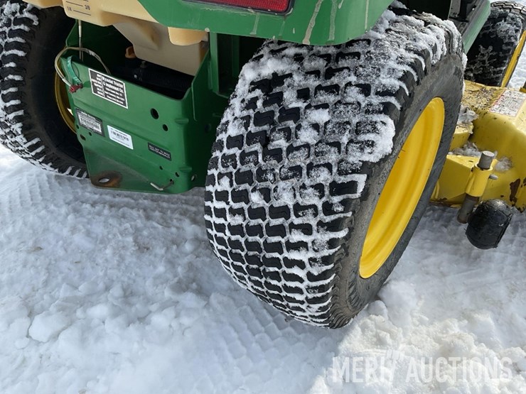 1999-john-deere-345-image-18