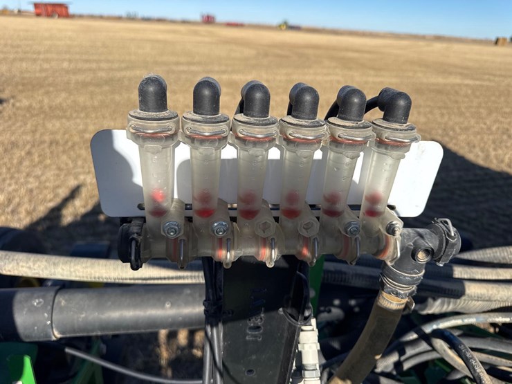 2014-john-deere-1770nt-image-81