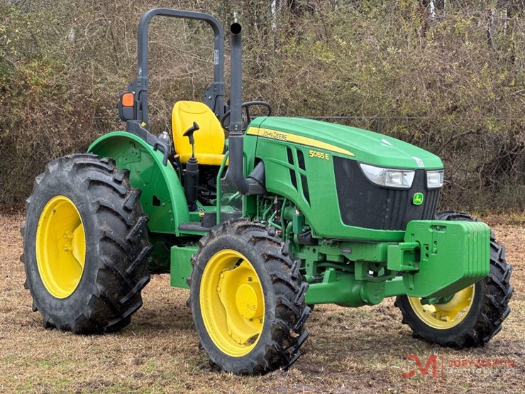 john-deere-5055e-image-2