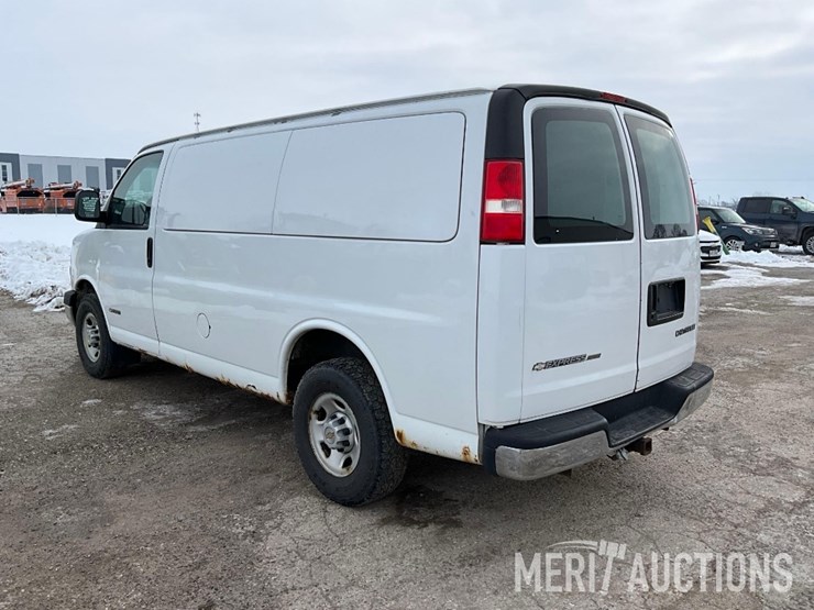 2003-chevrolet-2500-image-3