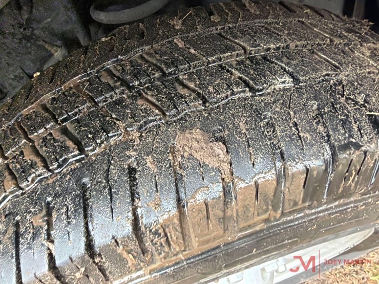 2015-dodge-2500-image-8