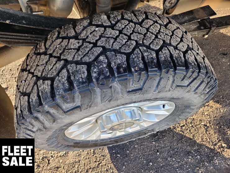 2020-ford-f350-image-12