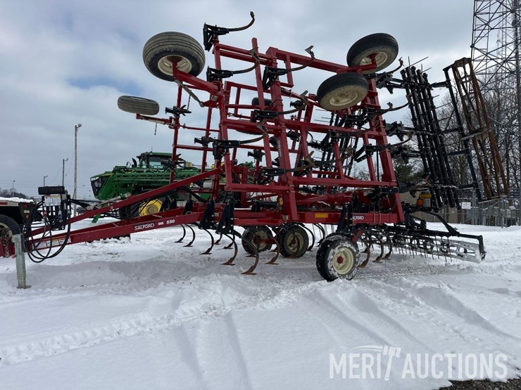 2021-salford-550-image-2